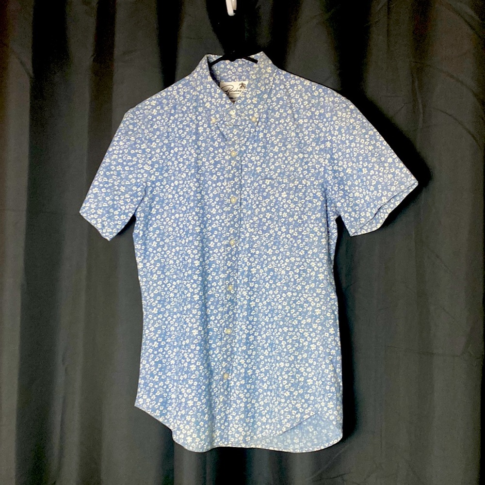 Bonobos riviera shirt slim fit size small. White & blue floral print.